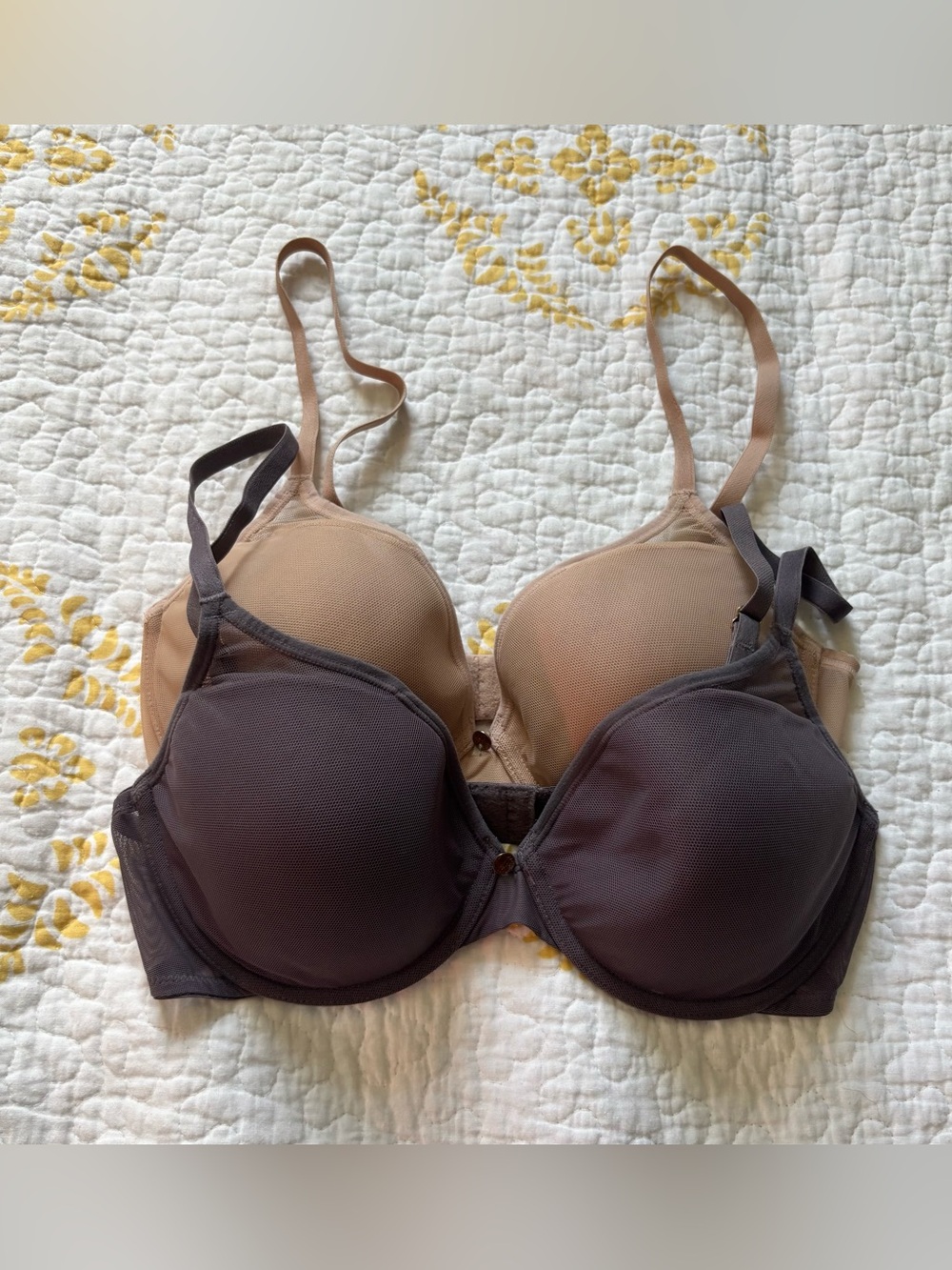 Natori bra bundle Everyday T-Shirt Bra - Nude and Charcoal 32D